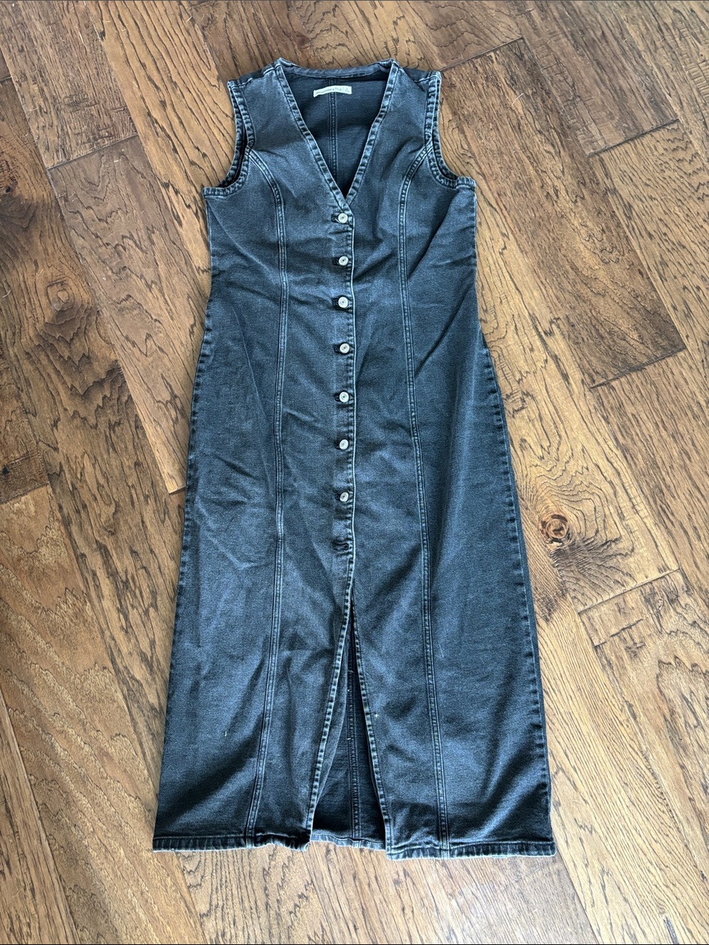 Sleeveless Black Denim Button-Front Midi Dress